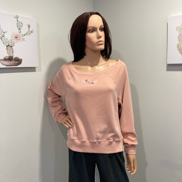 Hollister Sweaters - Hollister long sleeve sweater